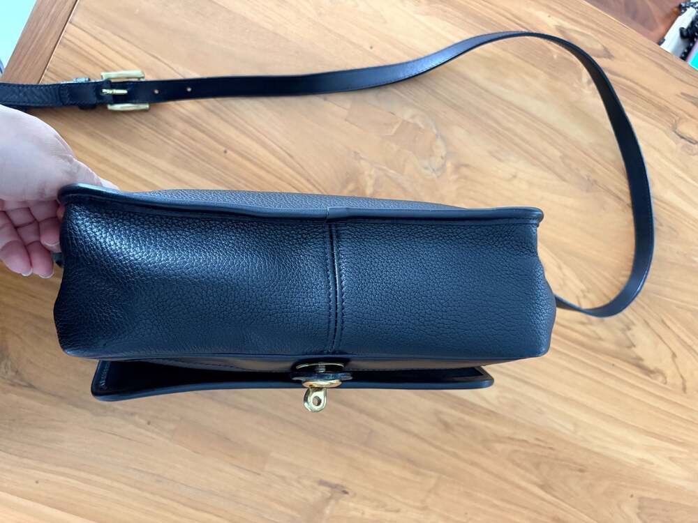 Vintage Dooney & Bourke All Weather Leather Carrier Black Purse - Picture 6 of 13